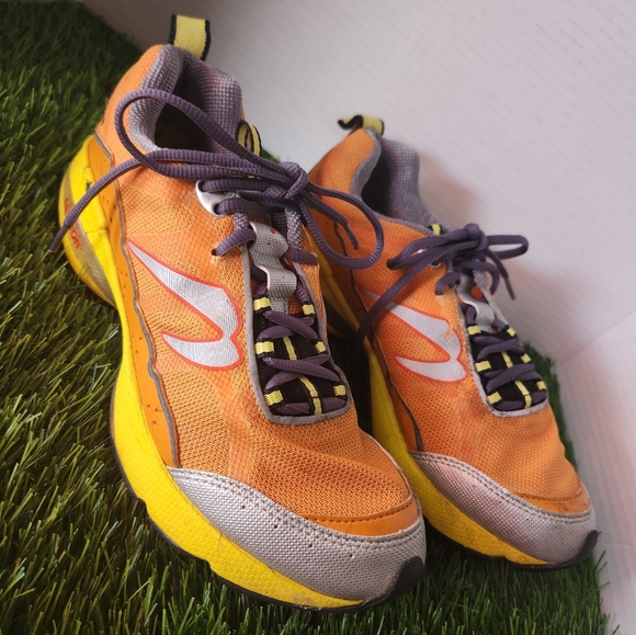 Newton MEN Running All Terrain Size 8.5 - Picture 1 of 7
